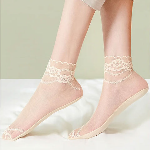 ElegantiStep™ Csúszásmentes, lélegző csipkés zokni