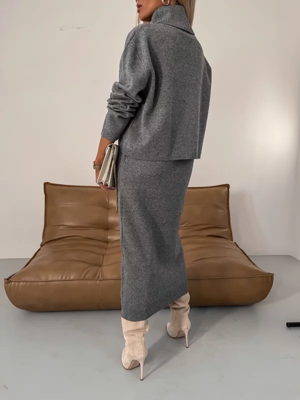 Flavia Lauletta™ Elegáns pulóver és ruha szett