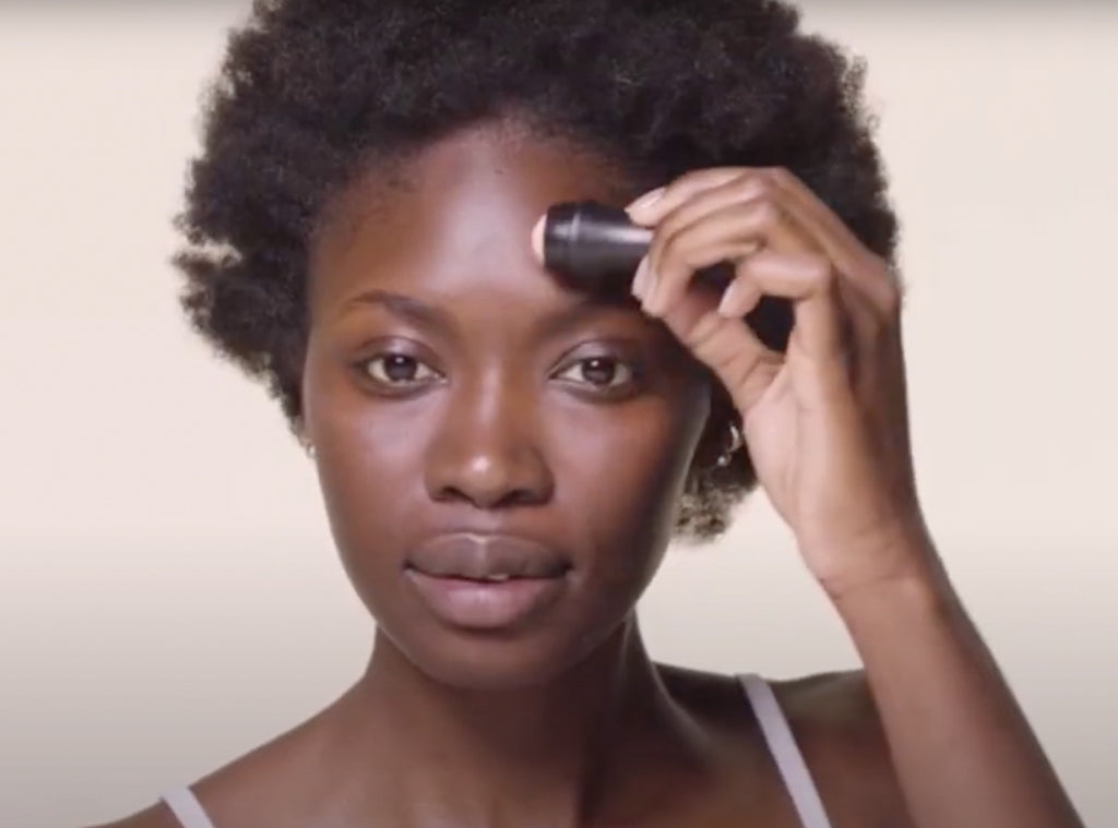 HerbaBeauty™ Gyengéd arcgörgő olaj és izzadság ellen | Sima bőr bárhol, bármikor!
