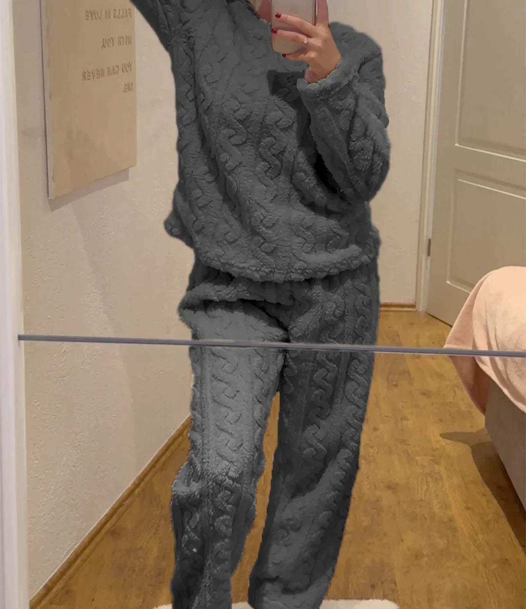 Plushy™ Puha pizsama