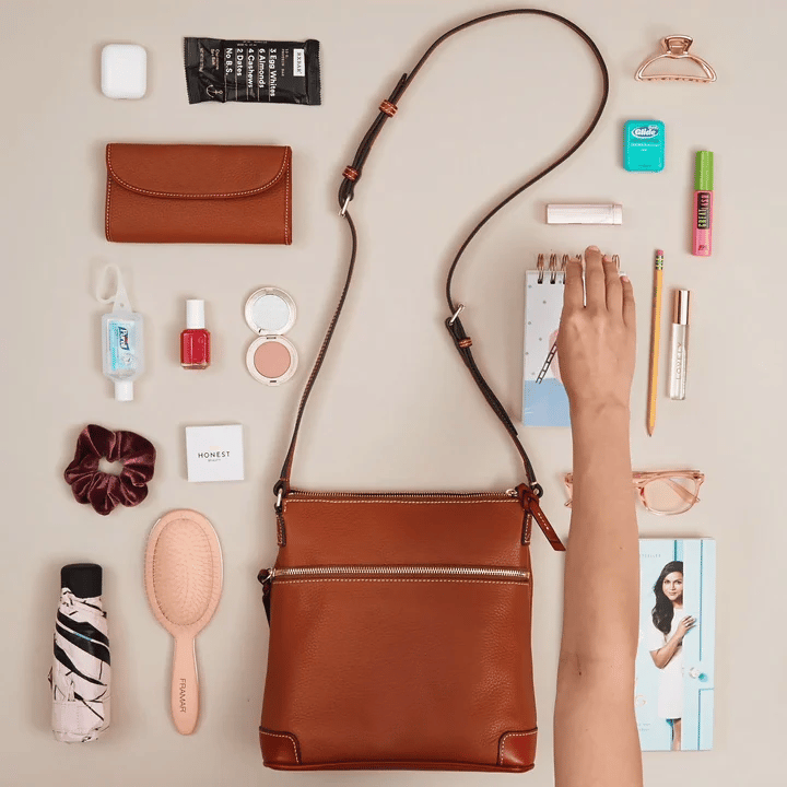 Simona Pisani™ Sportos és elegáns cross-body táska