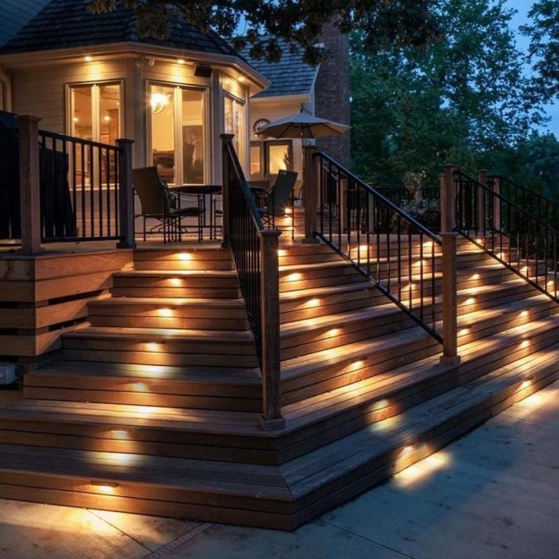 SmartDeck™ Vízálló multifunkcionális napelemes LED kerti lámpák