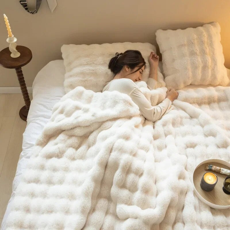 SnugNest™ Meleg plüss és puha takaró