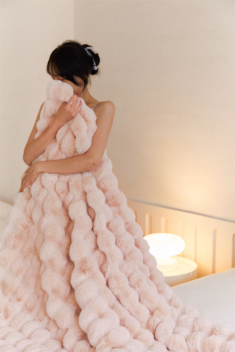 SnugNest™ Meleg plüss és puha takaró