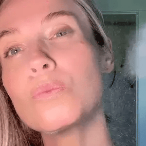Derma Plane+™ Bőrborotválkozó spray arcra és testre + INGYENES arcborotvák
